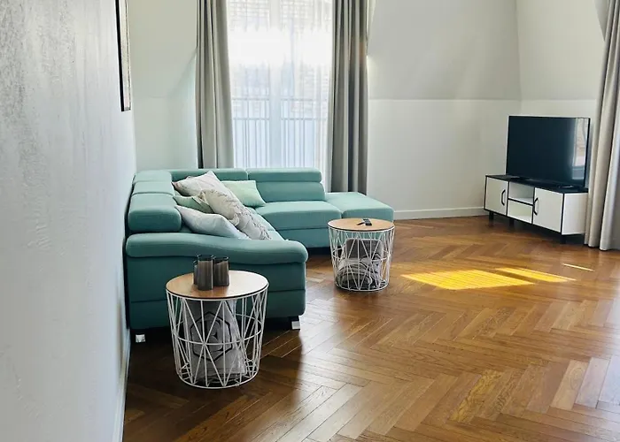 Apartament Elias Parnawa